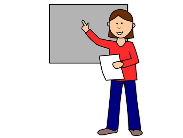 En tecknad person med brunt hår, iförd röd skjorta och blå byxor, håller i ett papper och pekar på en tom grå rektangel på väggen, som om han håller en presentation.